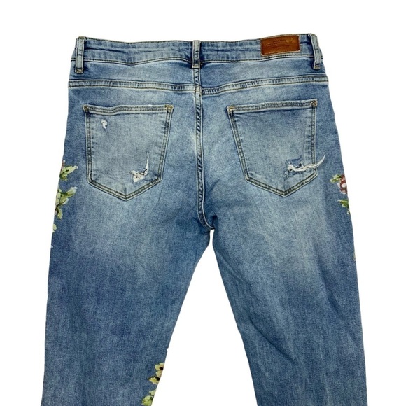 ZARA Slim Leg Floral Jeans 8 - Picture 6 of 8